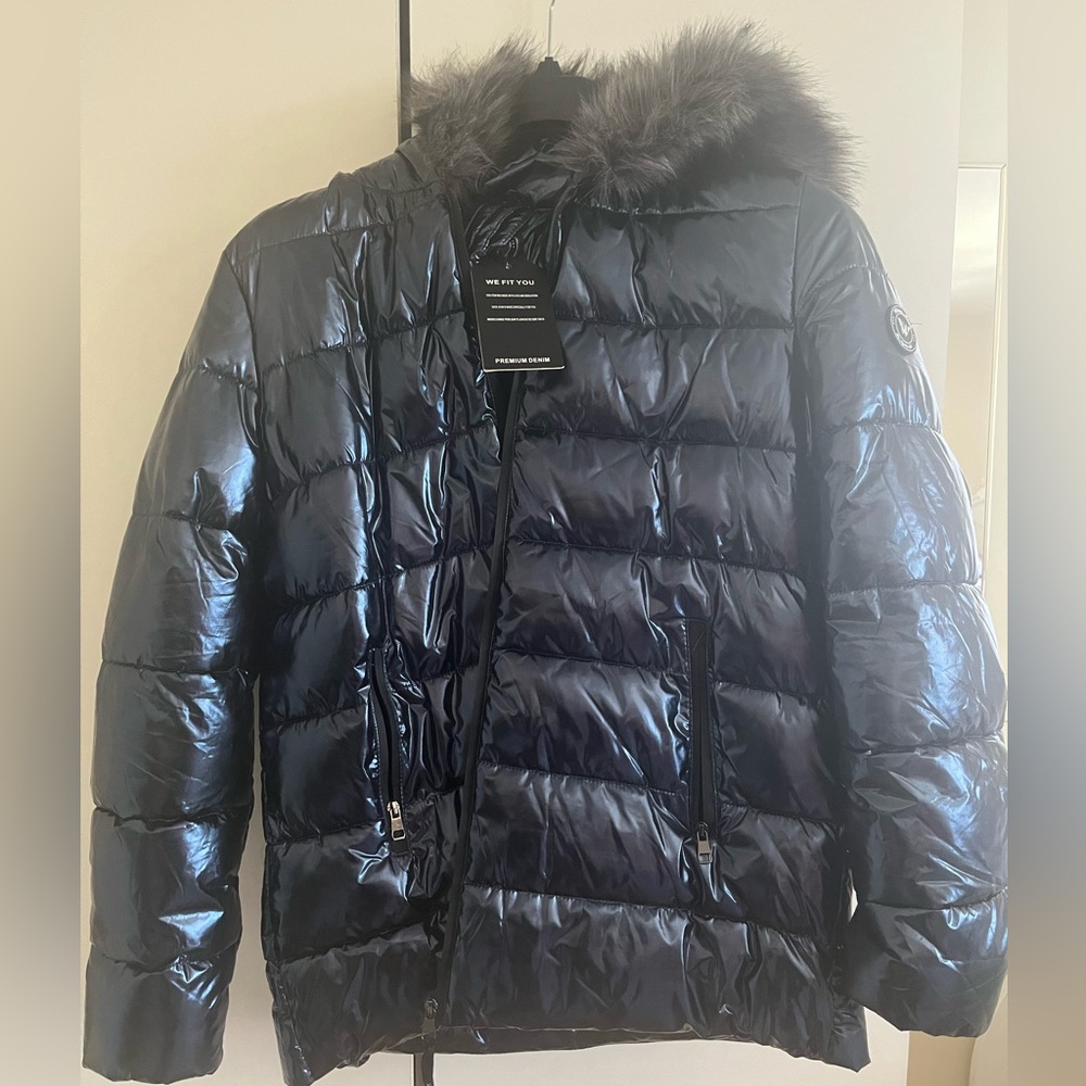 Jacket - Picture 1 of 5
